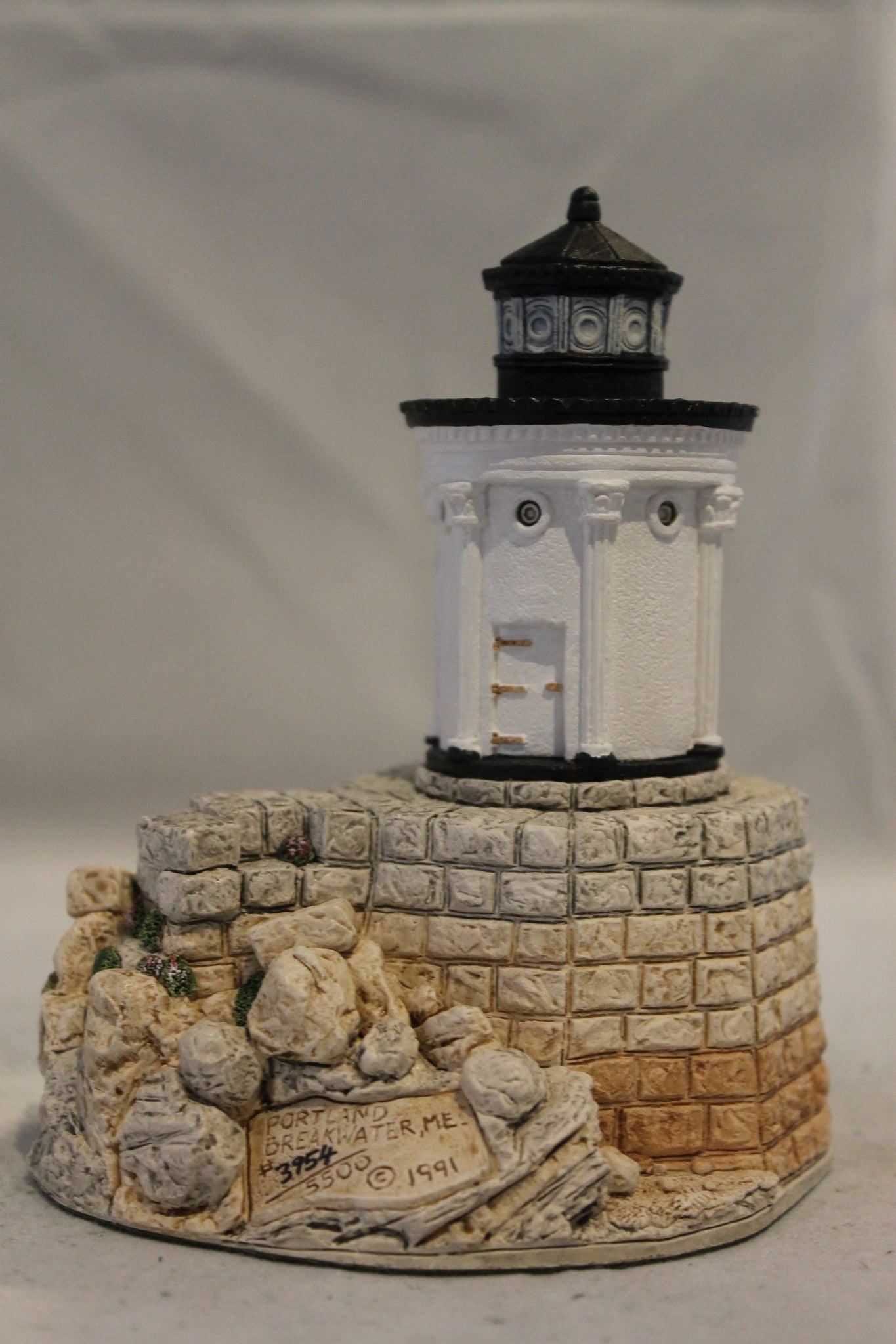 Collector Lighthouse: Portland Breakwater, ME #HL130